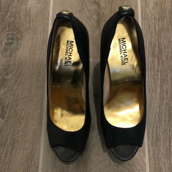Michael Kors Black Heels - Picture 4 of 7